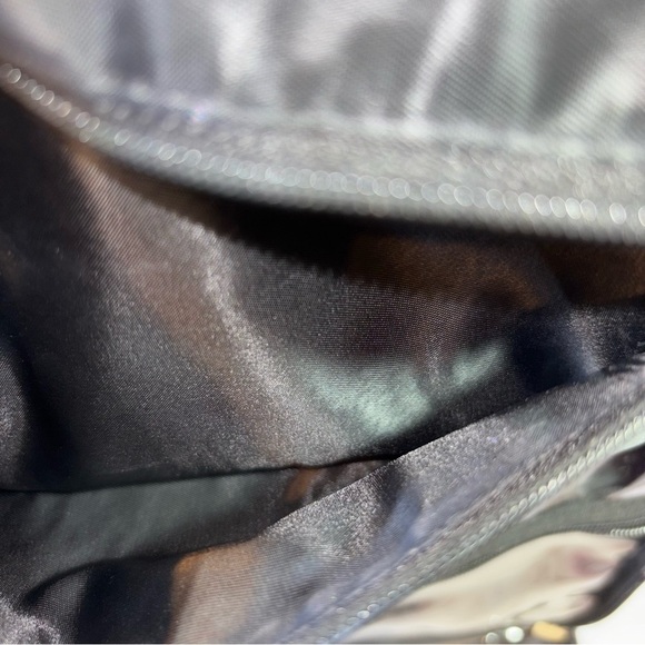 2/$30 Victoria's Secret Jetsetter Travel Case Make Up Bag Rainbow - Picture 13 of 14